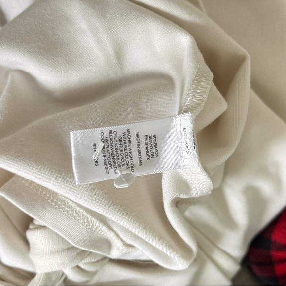 Express White Short Sleeve Belted Women’s Top XS - Picture 7 of 7